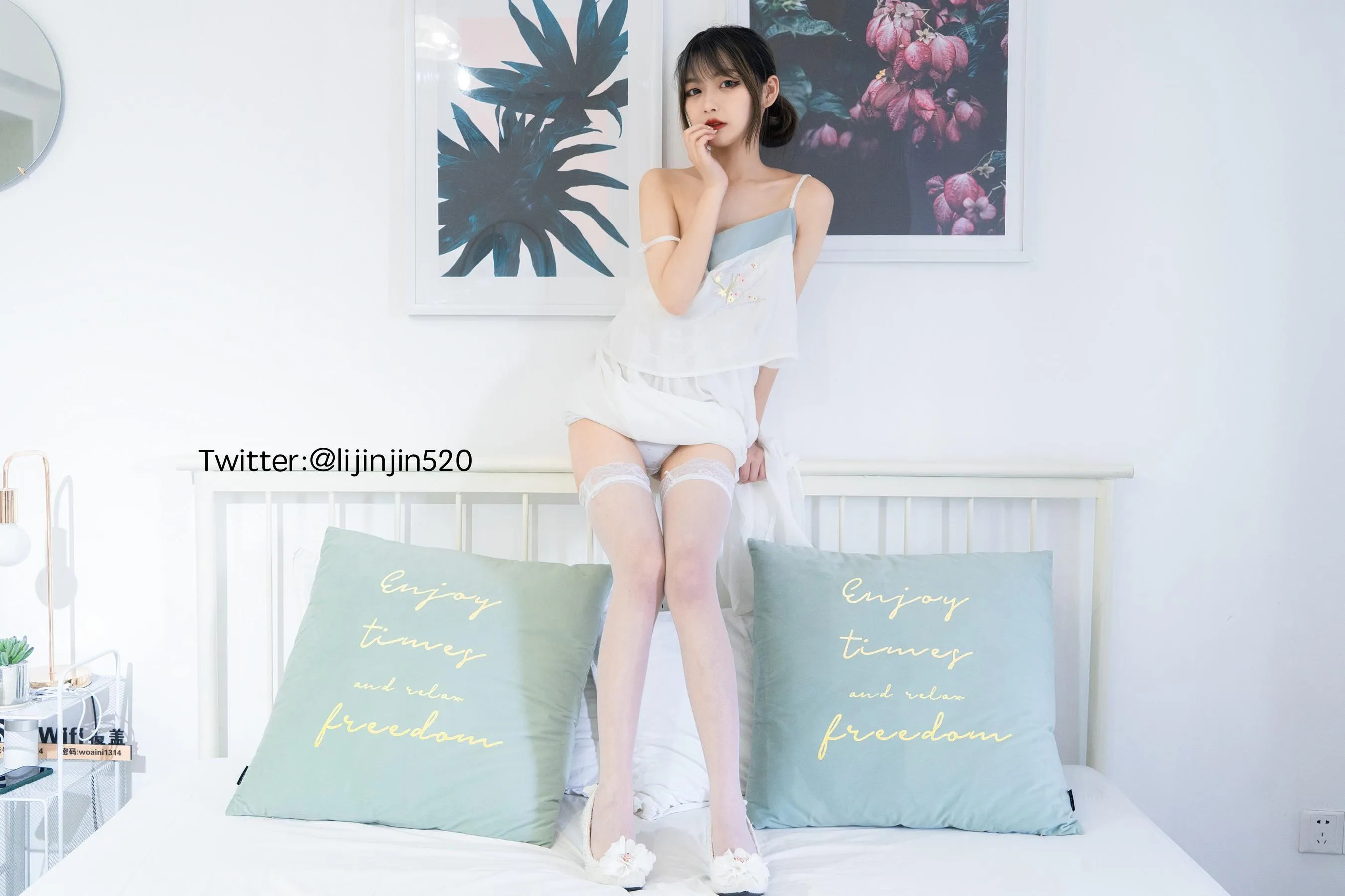 梨瑾瑾 – NO.18 室内吊带裙 [20P]插图3